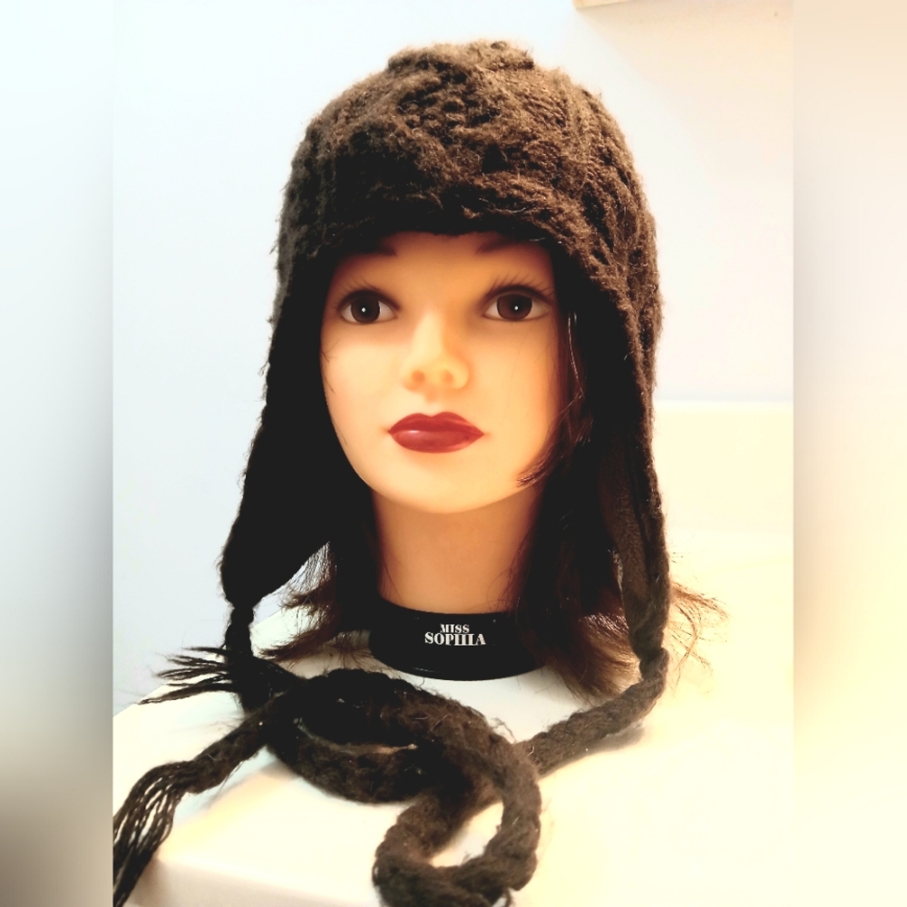 Burton Women's cable knit snowboarding toque winter beanie brown hat